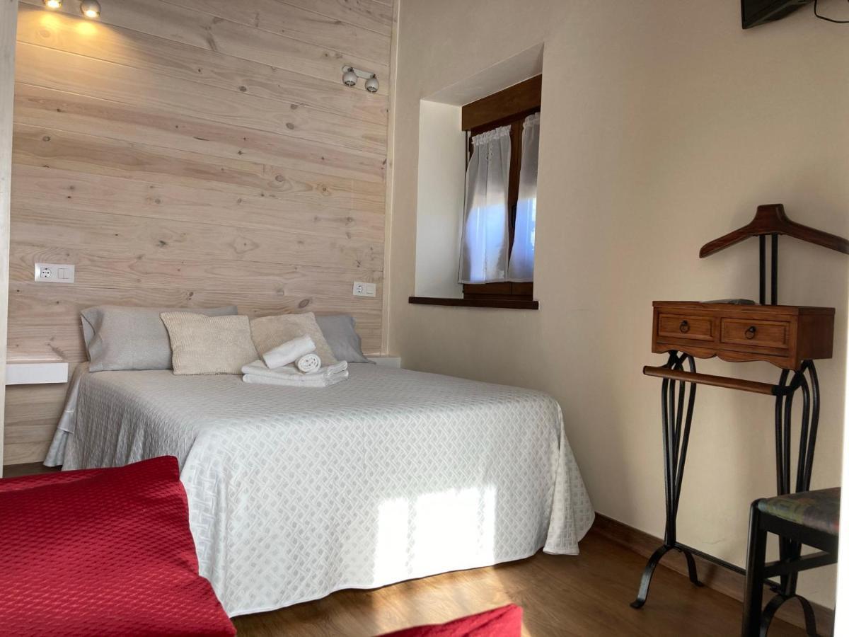 Casa Elena Cangas De Onis Con Wifi Y Parking Gratuito المظهر الخارجي الصورة